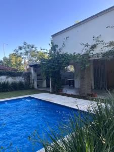 Casa a orillas del Rio Parana en Paso de La Patria Mi Rincon Dorado