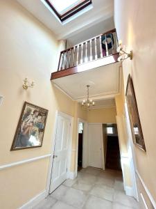 Charming Spacious Duplex Apartment in prime location