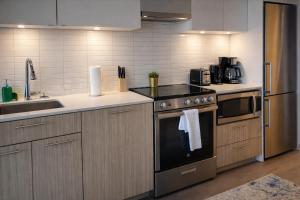 Studio Condos - Downtown Toronto