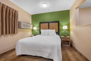 Extended Stay America Suites - Chicago - OHare - Allstate Arena