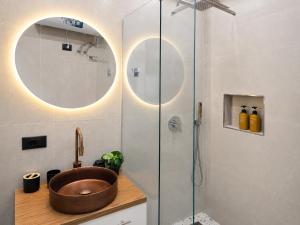 Modern & Cozy Golem Apartment