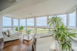 Playa Grande Piso de Lujo Exclusivo para Familias Frente al Mar y Golf