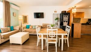 Hermoso Estudio en Town Center Playa Blanca Panama