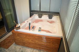 LİMONOTTO SUİT OTEL