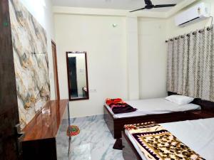Hotel Sada Shiv Inn