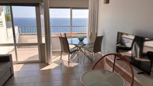 Sesimbra Cliffside & Ocean View