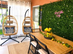 Villa Blue Jade- 2BR Solar near Ocho Rios Airport