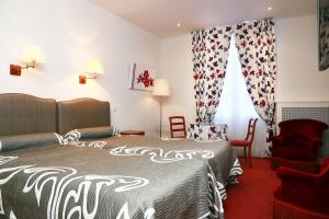 Hotels Hotel d'Etigny : photos des chambres