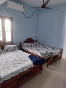 Sekar Rooms , Residency , AC , non-AC and mini hall