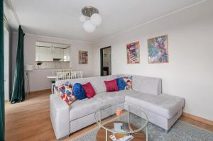 Lumina I 3-room Apart with Parking & Balcony I AC I near PGE Narodowy