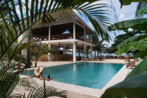 Maisha Matamu Boutique