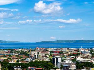 Executive 1-Bedroom Sea View Balcony AEON Towers Fast WiFi