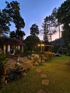 Villa Plai Doi Mountain-view villa with fireplace and fire pit