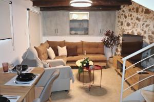 Aethra Seaview Suites