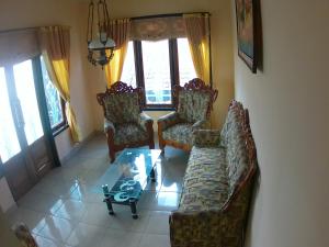 Taba Yama Trip & Homestay