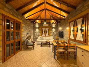 Tulipa Villa Mani 3 - Cosy Villa with Private Pool