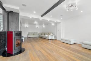 Villa 5 étoiles avec piscine intérieure et vue Tour Eiffel