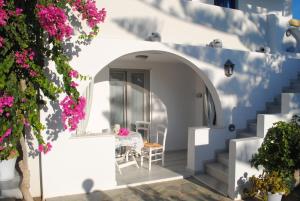 Maroussa Studios Naxos Greece