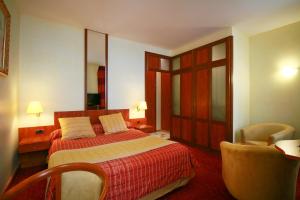 Hotels Hotel d'Etigny : photos des chambres