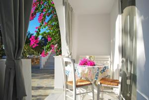 Maroussa Studios Naxos Greece