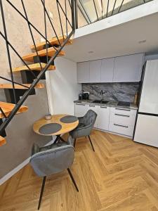 The Onyx Loft I Terrace I Free Parking