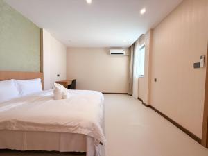 Eden Mango Hotel
