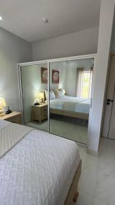 Luxury 3-Bed Haven with Jacuzzi and gorgeous views