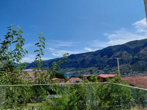 St Duke Residence - Modern One Bedroom Apartment With Terrace