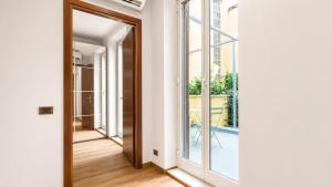 Elegantis Campo Marzio Penthouse With Terrace - Elegance near Spanish Steps Trevi and Pantheon
