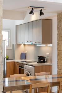 Massaros Apartments