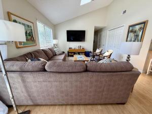 Forest Ridge U8 condo
