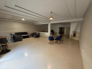 Apprt MEUBLE KENITRA CENTRE