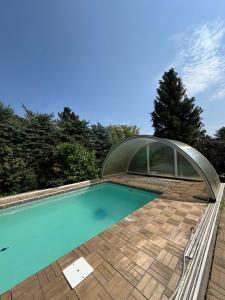 Chalet Parížovce with swimming pool and mountain views