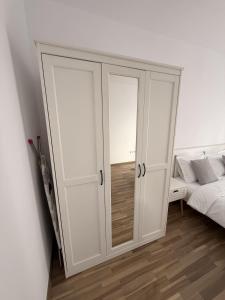 Bright 2BR 2Bath w Parking Near Coresi Mall
