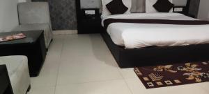 Hotel Tubelight Stay 90