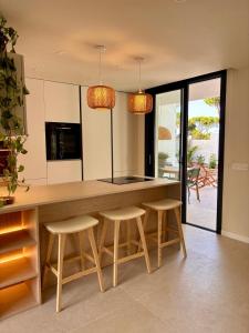 Casa del Mar - Renovated 2026 Stunning Pool Villa