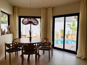 Casa del Mar - Renovated 2026 Stunning Pool Villa