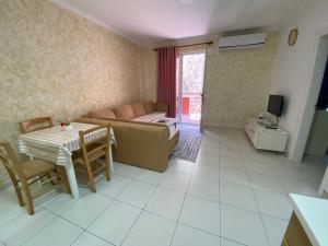 Apartament Roni