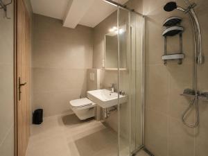 Prague Airport Studio with Kitchenette & Terrace - KindstaySuites