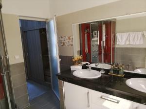 Villa Harmonie - Suite Deluxe avec Terrasse