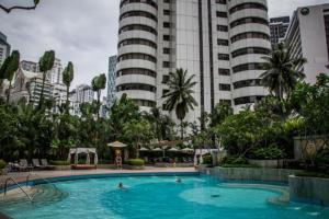Center City Suites Majes tik by jKG