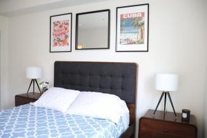 Heart of Santa Monica Promenade Studio Free Parking