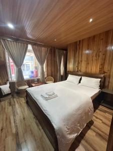 Dorjee Homestay