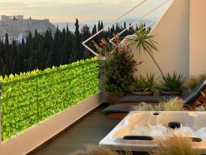 Penthouse Acropolis view&hotwater Jacuzzi&parking