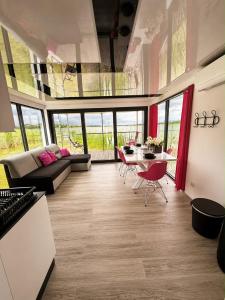 Boathousing - apartament na wodzie, dom pływający, łódź, luksusowy apartament