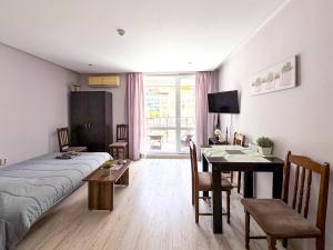 One-bedroom apartment 100 meters from the beach - Nesebar