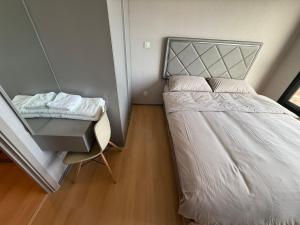 2-bedroom flat in Bangkok, Chao Phraya River