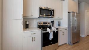 Landing Stunning 2BD Gym Clubhouse
