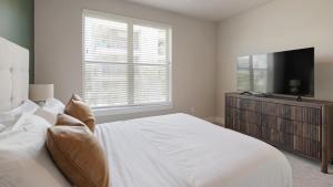 Landing Stunning 2BD Gym Clubhouse