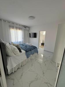 Luka Vacation House